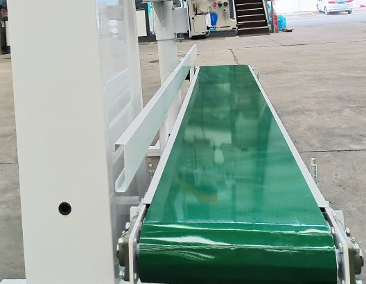 Automatic conveyor belt